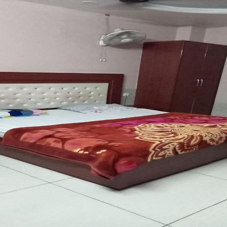 Hotel Kings, Rohtak Ngoại thất bức ảnh