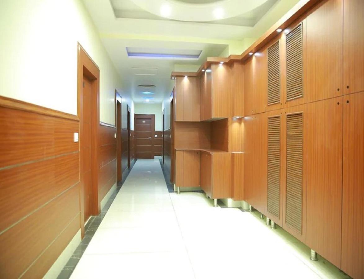 Hotel Kings, Rohtak Ngoại thất bức ảnh