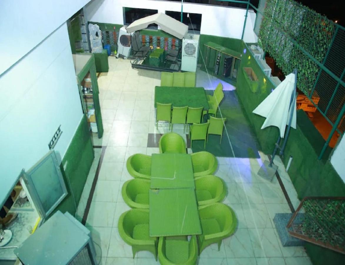 Hotel Kings, Rohtak Ngoại thất bức ảnh